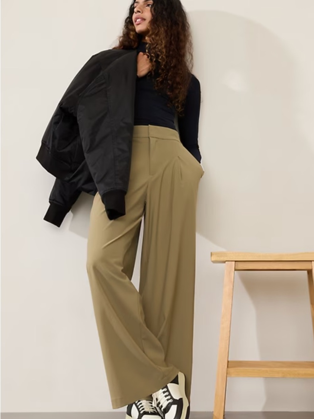 ATHLETA Pinnacle High-Rise Trousers in Olive Green